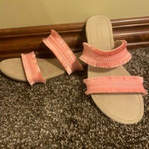 NWOT Lauren Conrad Boho Sandals